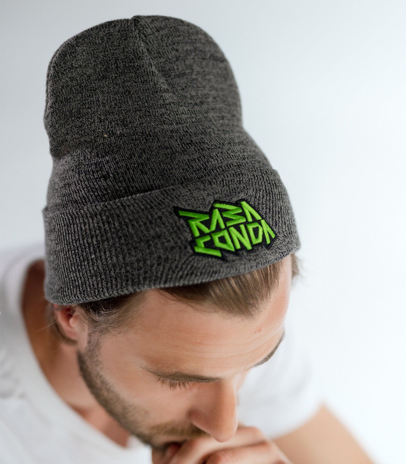 Gorro gris